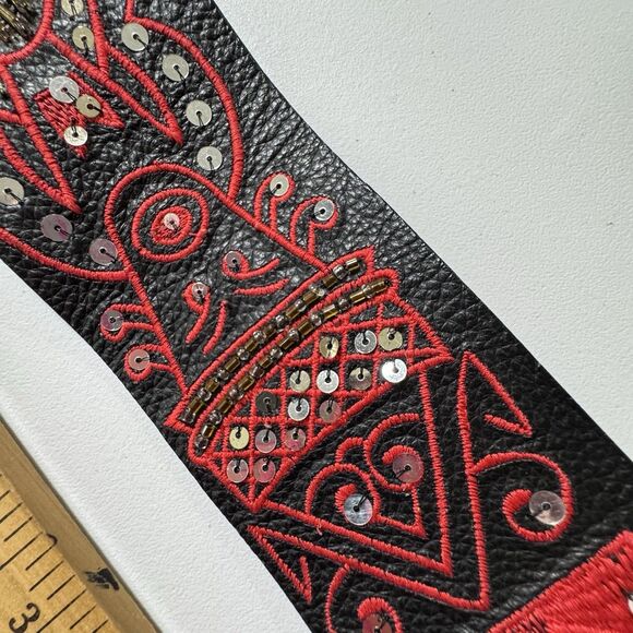 CHICO'S Ethnic Tribal Med.  Leather Wide Slouchy Belt Silver Medallion Buckle - Picture 7 of 8